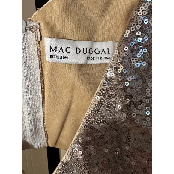 NWTMac Duggal 68538 Nude Silver Sequin Sleeveless Column Gown 20W - $398